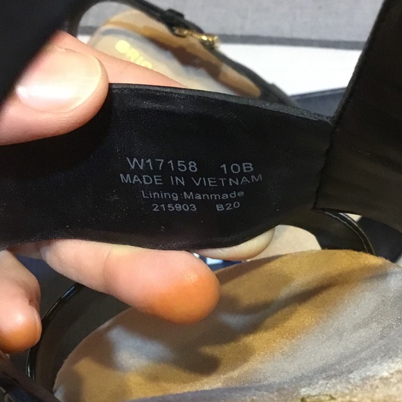 COLE HAAN - Picture 15 of 16